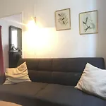 Superb Bright Apt Near Montmartre