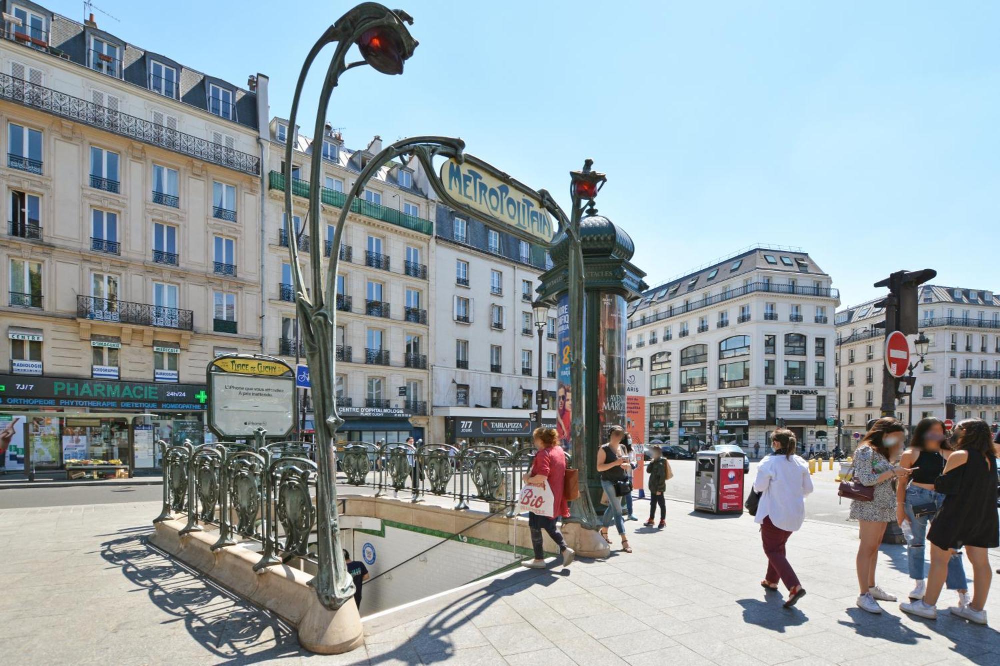 Superb Bright Clichy Montmartre * Parigi